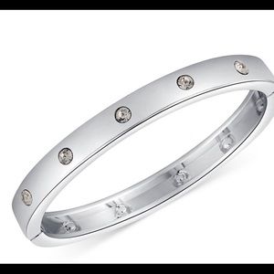 NEW Silver-tone crystal hinged bracelet